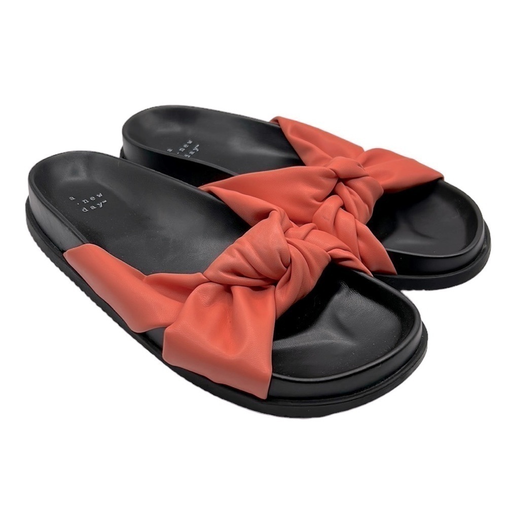 A New Day Orange Twist Black Flat Summer Sandals Size 8.5
